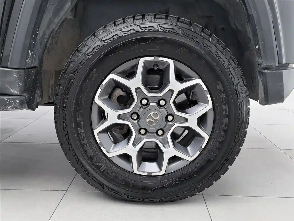 BAIC ORV Beijing Offroad BJ40 2018 PLUS 2.3T Automatic AWD Flagship China V фото 17
