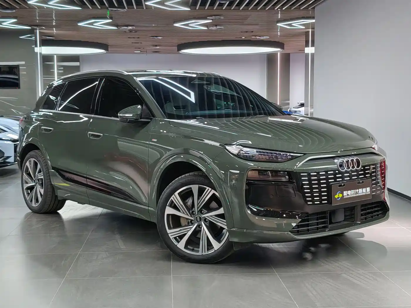 Audi Q6L e-tron 2025 Extended Range Edition фото 8