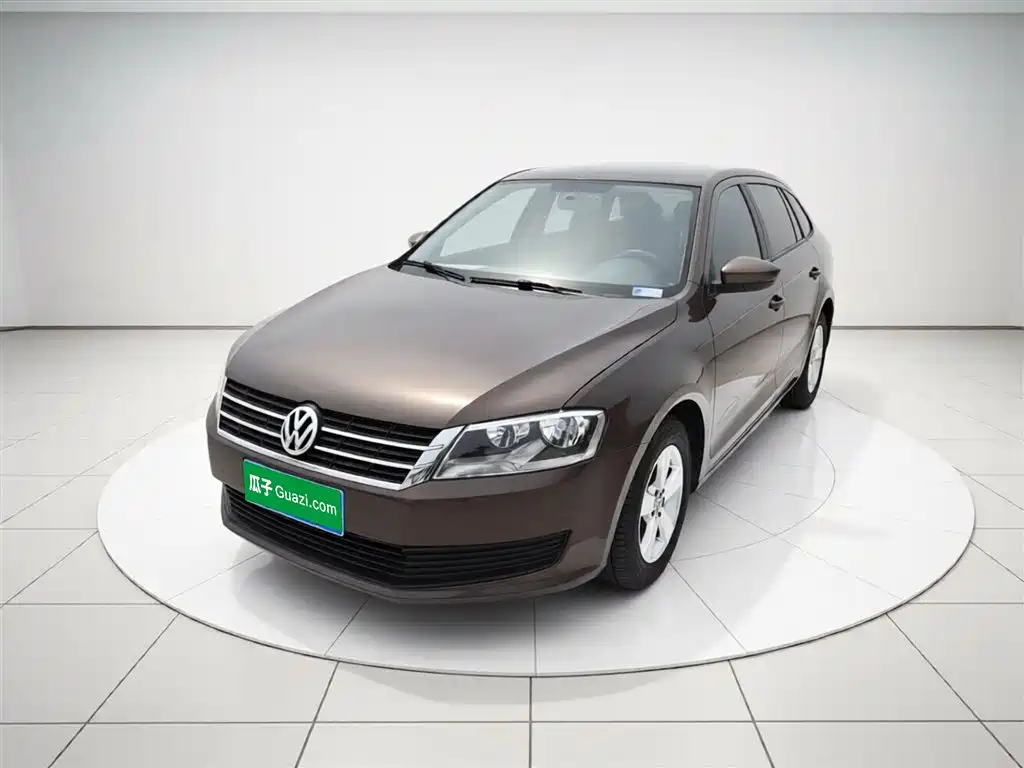 Volkswagen Lavida Tour 2013 1.6L Automatic Trend Style