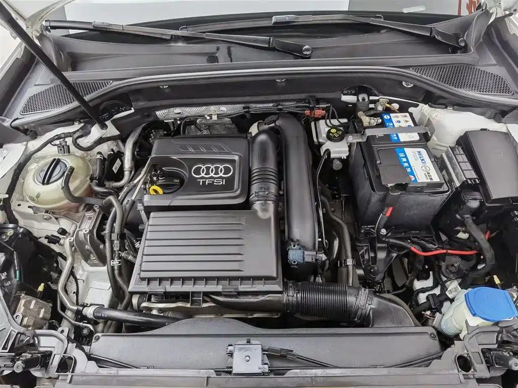 Audi Q2L 2018 35 TFSI Fashion Elegance China V фото 6
