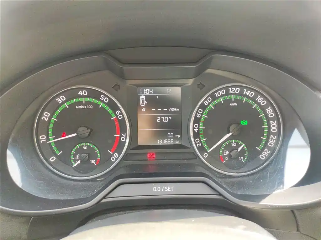 Škoda Octavia 2018 TSI230 DSG Comfort Edition фото 12