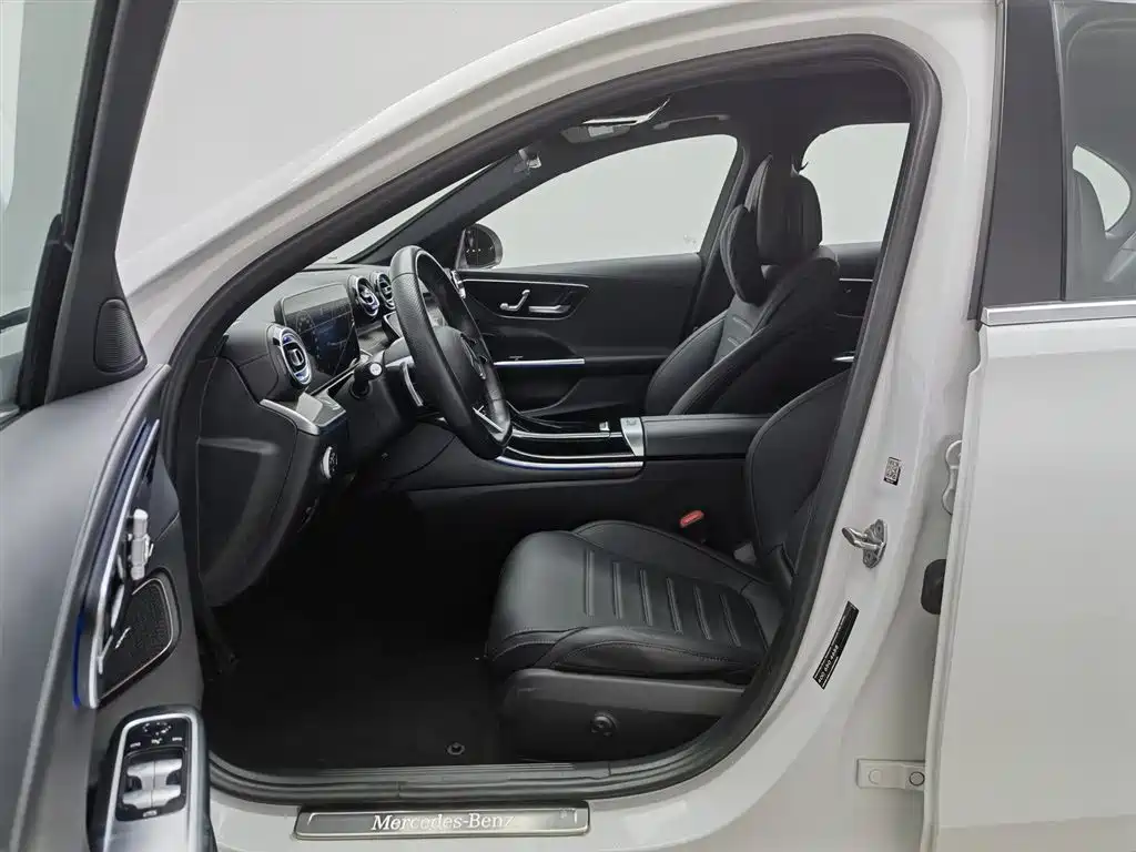 Mercedes-Benz C-Class 2023 Facelift C 260 L Sport Edition фото 10