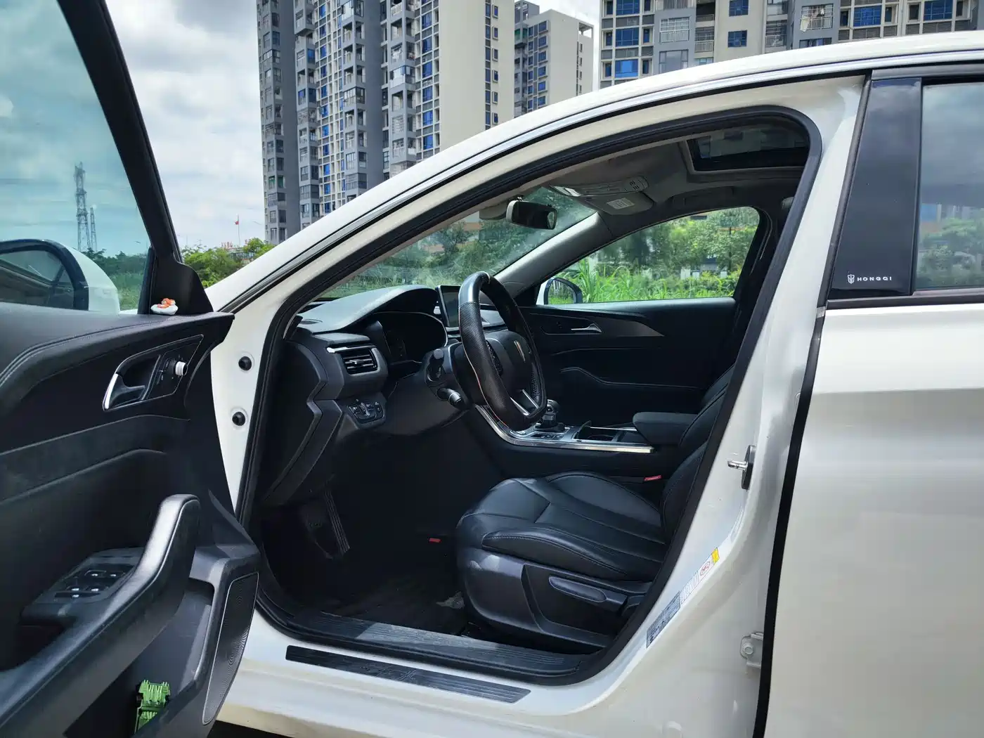 Hongqi H5 2020 1.5T DCT Qiyue Edition фото 7