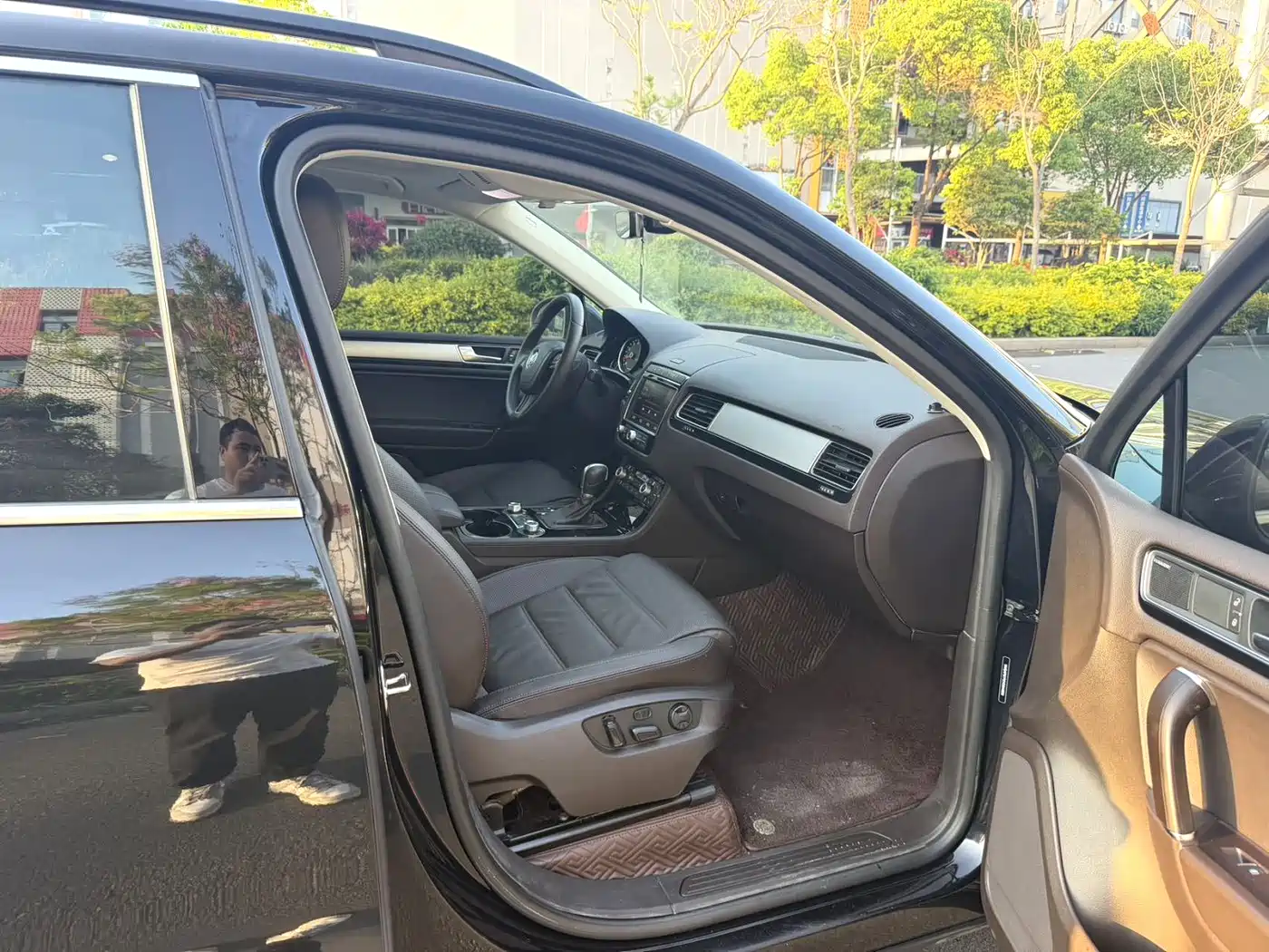 Volkswagen Touareg 2017 3.0TSI Explorer Edition фото 6