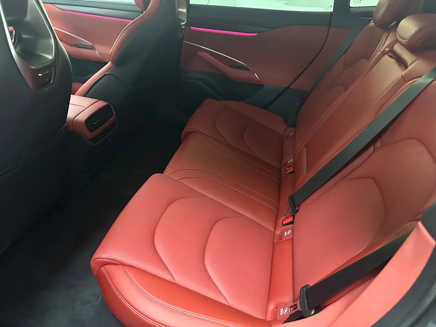 Xiaomi Auto Xiaomi SU7 2024 RWD Standard Founder's Edition фото 10
