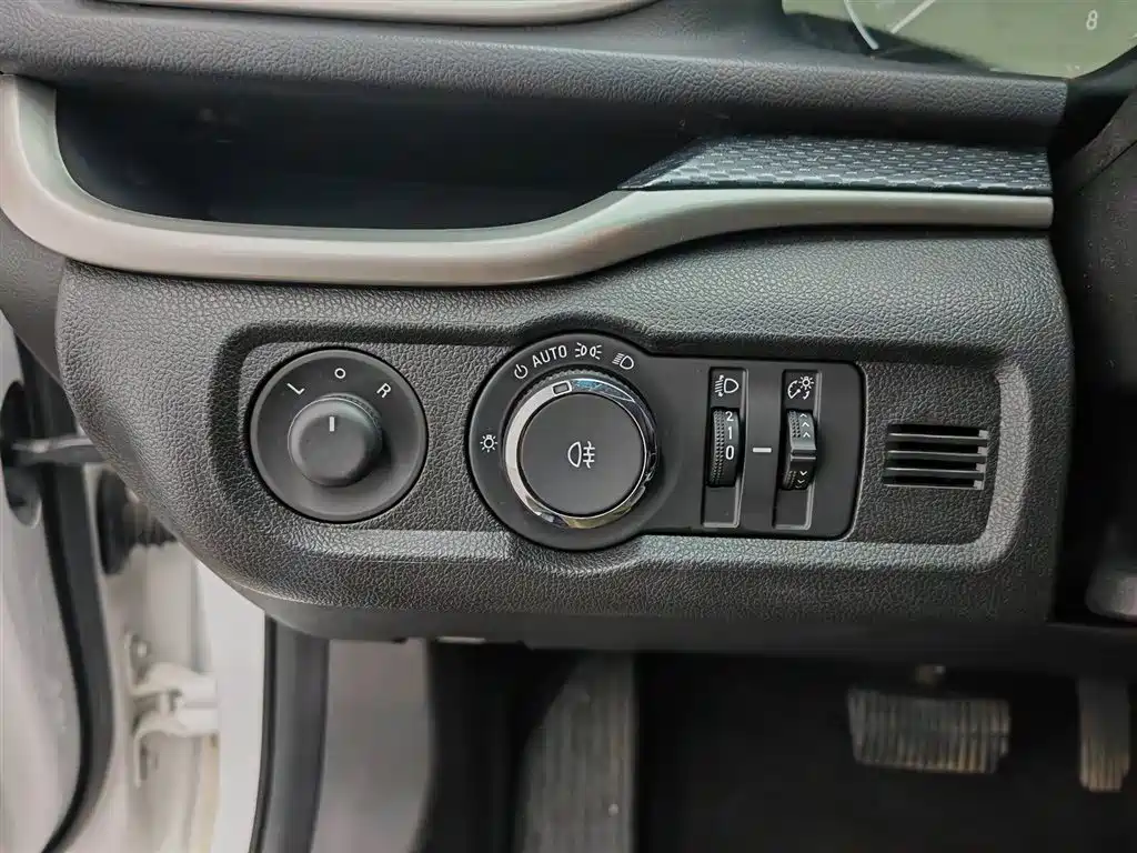 Buick Excelle 2021 Facelift Exemplar 1.5L Auto Elite фото 21