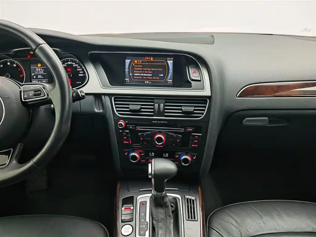 Audi A4L 2016 35 TFSI Collector's Edition S line Comfort фото 12