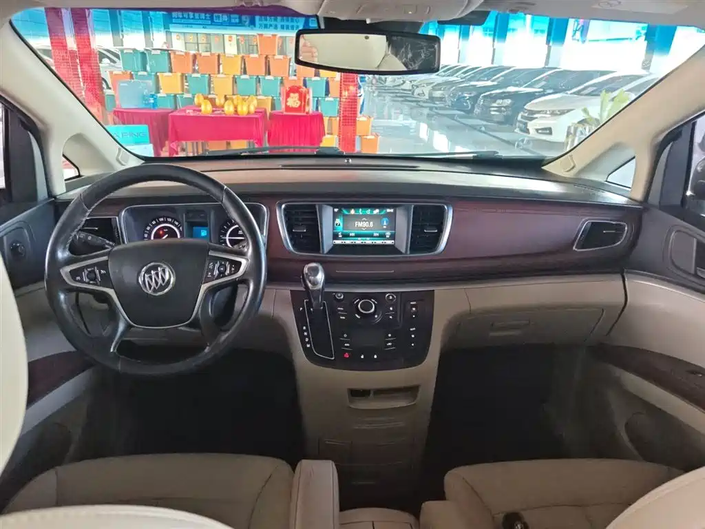 Buick GL8 2018 28T Luxury Model China VI фото 11