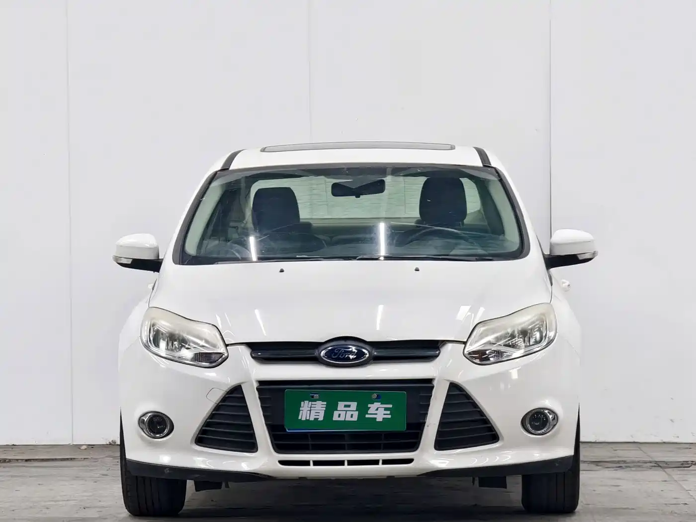 Фото 2 - Ford Focus