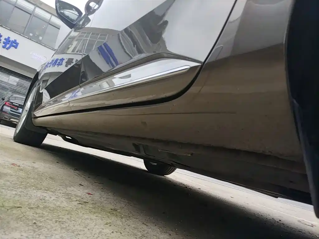 Škoda Superb 2016 TSI280 DSG Pioneer Edition фото 22