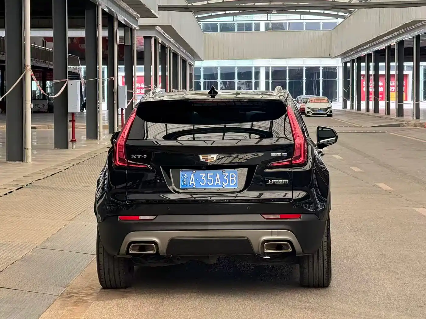 Cadillac XT4 2022 28T FWD Premium фото 13