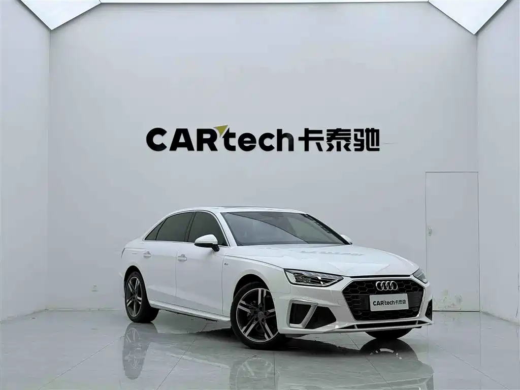 Audi A4L 2022 40 TFSI Luxury Dynamic фото 2