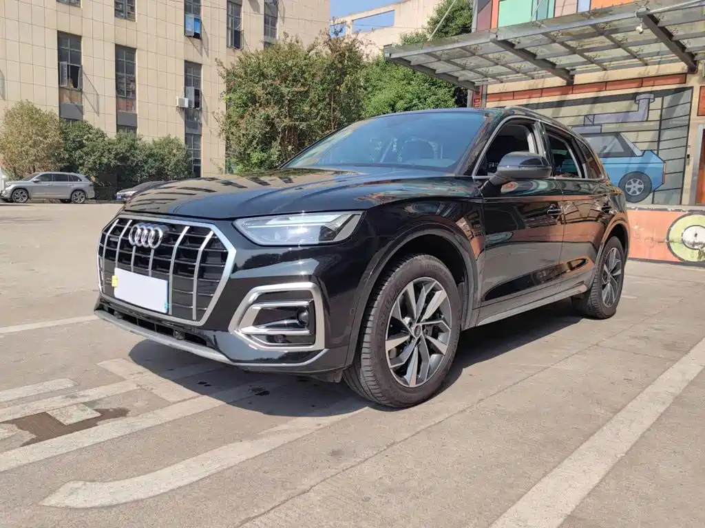 Audi Q5L 2022 Facelift 40T Luxury Elegance