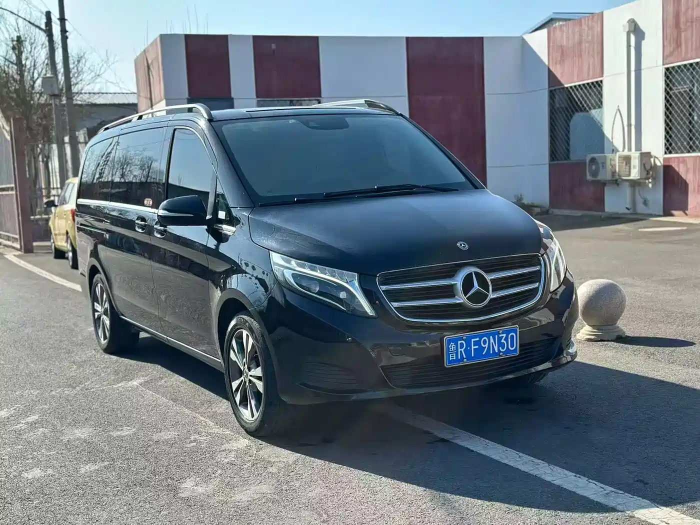 Mercedes-Benz V-Class 2018 V 260 Navigator Edition China VI фото 2