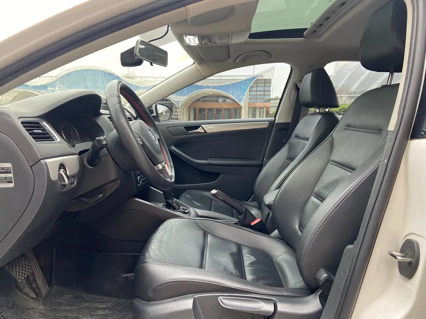 Volkswagen Sagitar 2014 Facelift 1.4TSI Automatic Luxury фото 7