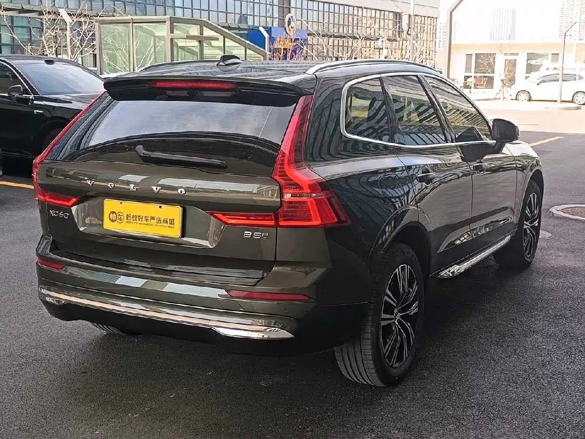 VOLVO XC60