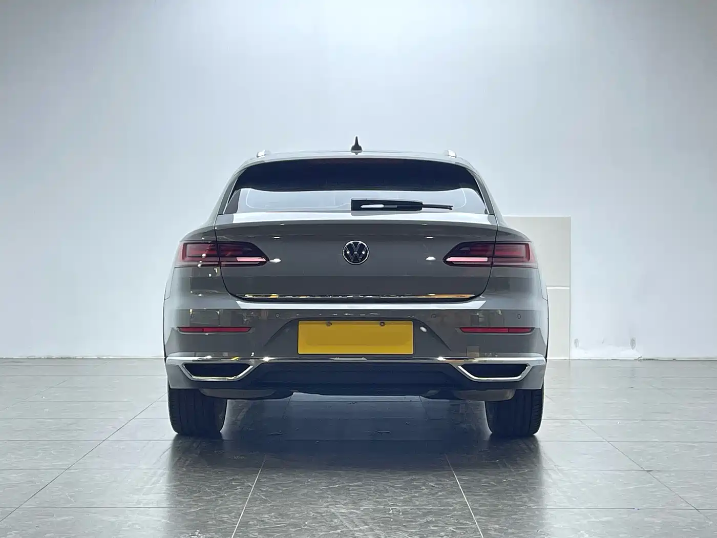 Volkswagen FAW-Volkswagen CC 2024 Shooting Brake 380TSI Hunter Edition фото 4