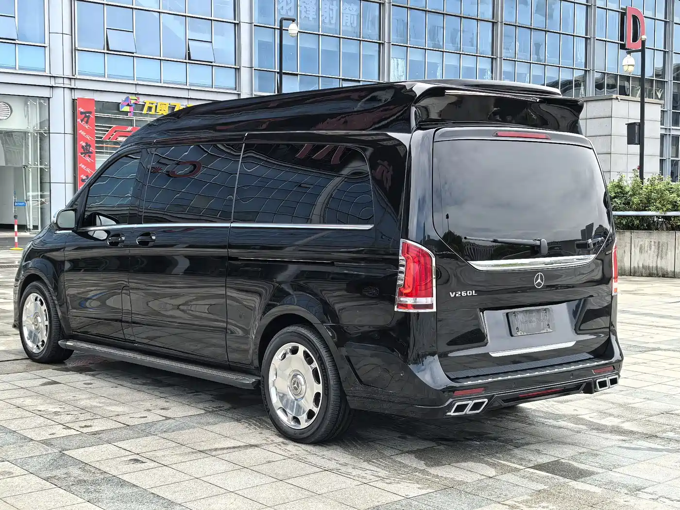 Mercedes-Benz V-Class 2022 V 260 L Long Wheelbase Prestige Edition фото 4