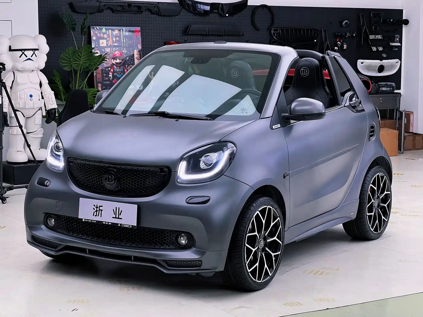 smart fortwo 2018 0.9T 66kW Convertible Pioneer Edition China V