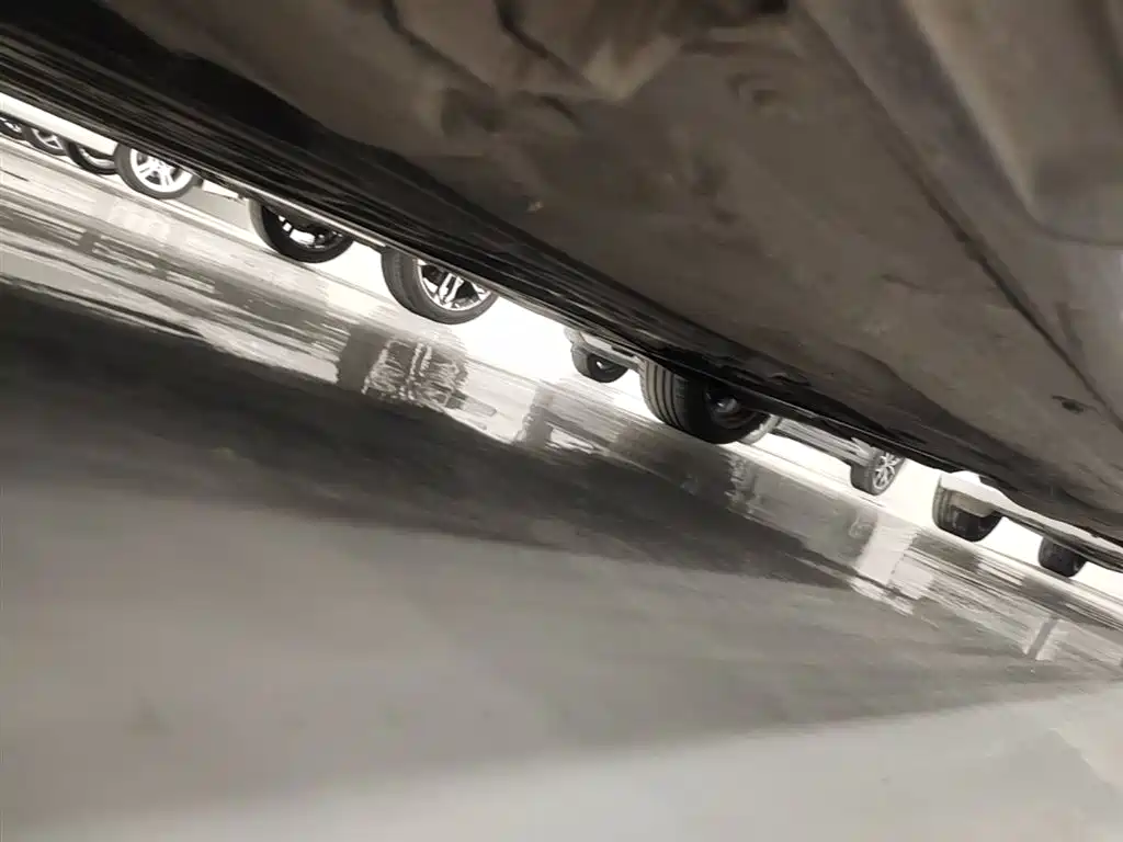 BMW 3 Series 2023 325Li M Sport Black Night Package фото 8