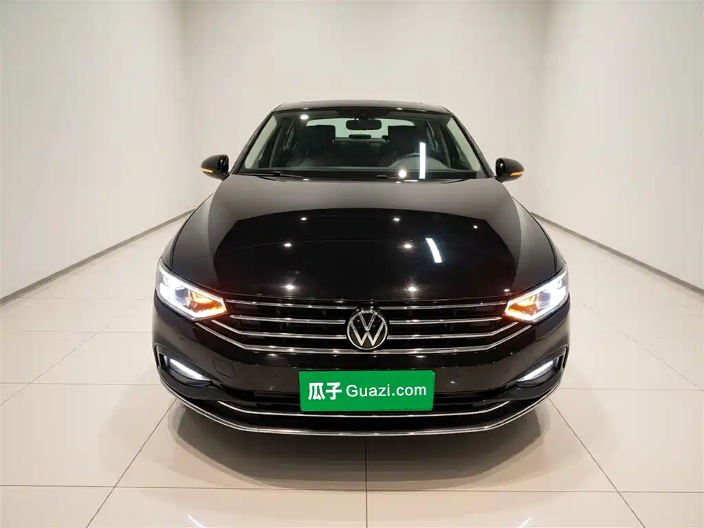 Volkswagen Magotan 2020 330TSI DSG Leading фото 3