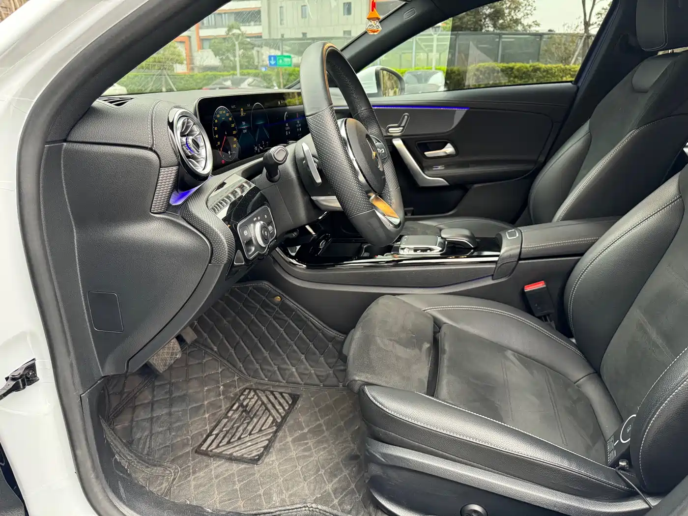 Mercedes-Benz A-Class 2020 A 200 L фото 5
