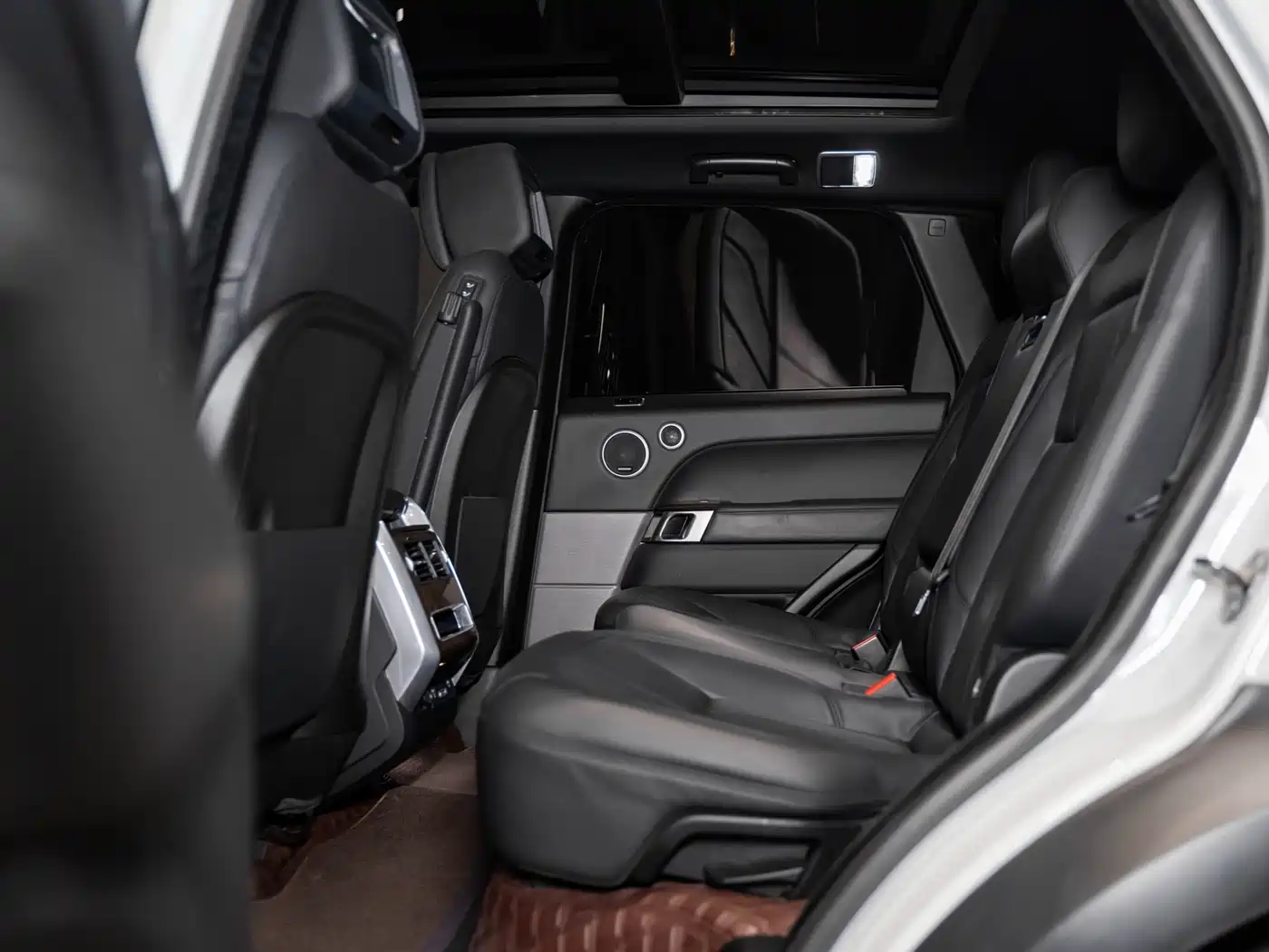 Land Rover Range Rover Sport PHEV 2018 Model P400e фото 19