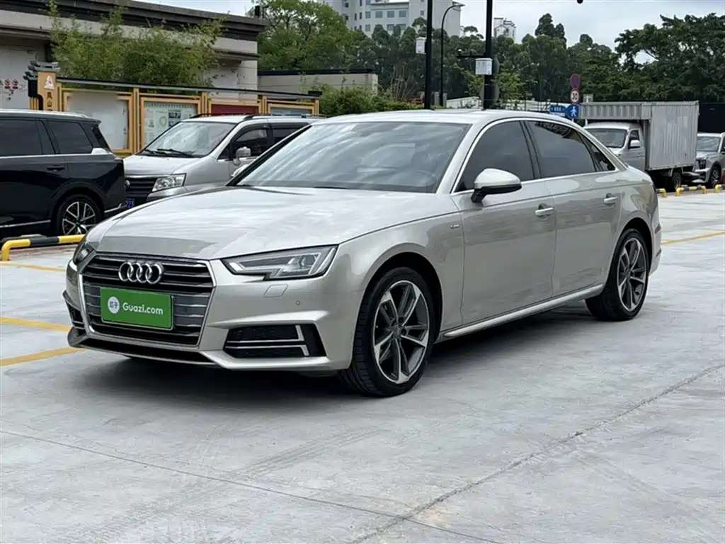 Audi A4L 2018 30th Anniversary 40 TFSI Fashion фото 2