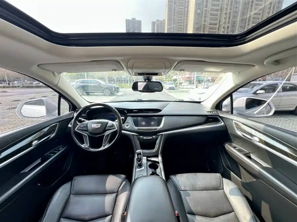 Cadillac XT5 2018 28T 4WD Luxury фото 5