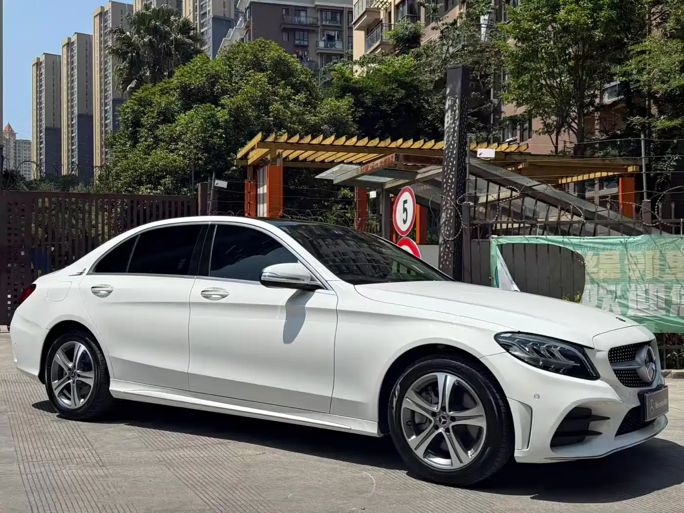 Mercedes-Benz C-Class 2020 Facelift C 260 L Sport фото 2