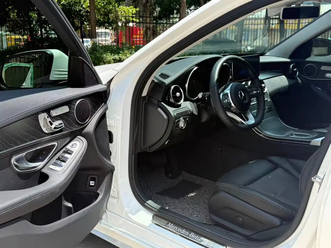 Mercedes-Benz C-Class 2020 Facelift C 260 L Sport фото 24