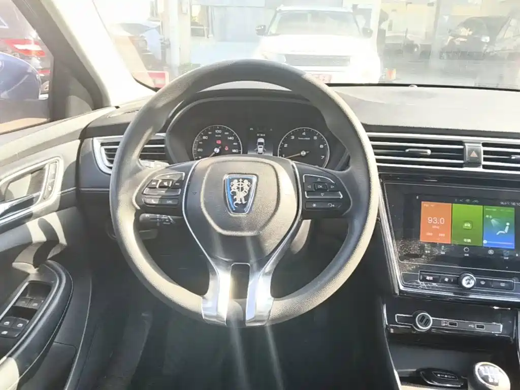 Roewe i5 2019 2019 1.5L Manual 4G Langhao Edition