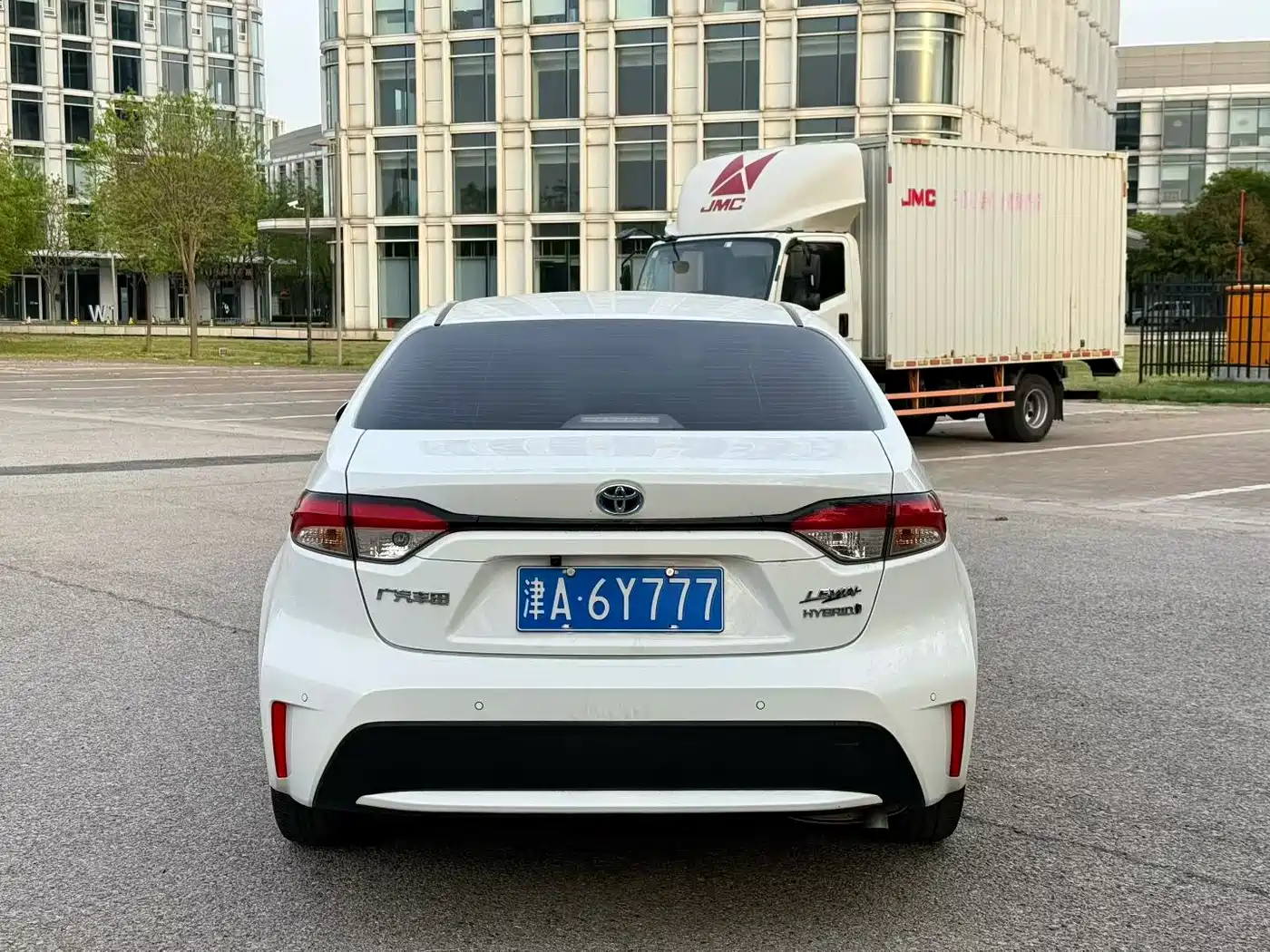 Toyota Levin 2022 Dual Engine 1.8H E-CVT Progressive Edition фото 7