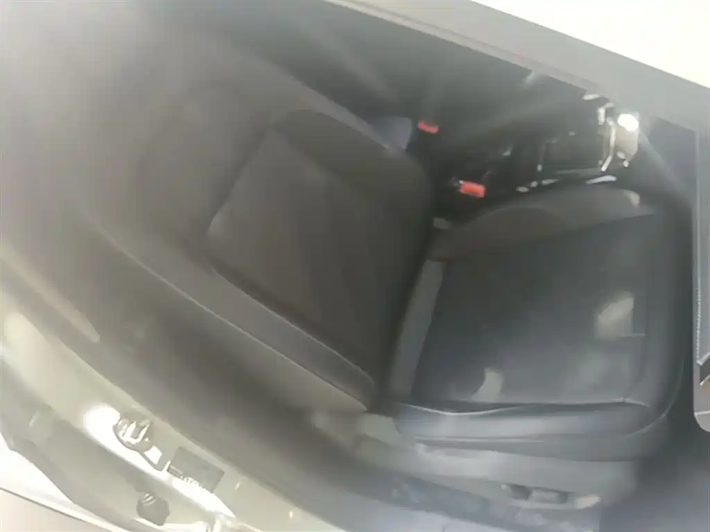Volkswagen Tharu 2025 New Edge 300TSI Enjoyment Edition фото 25