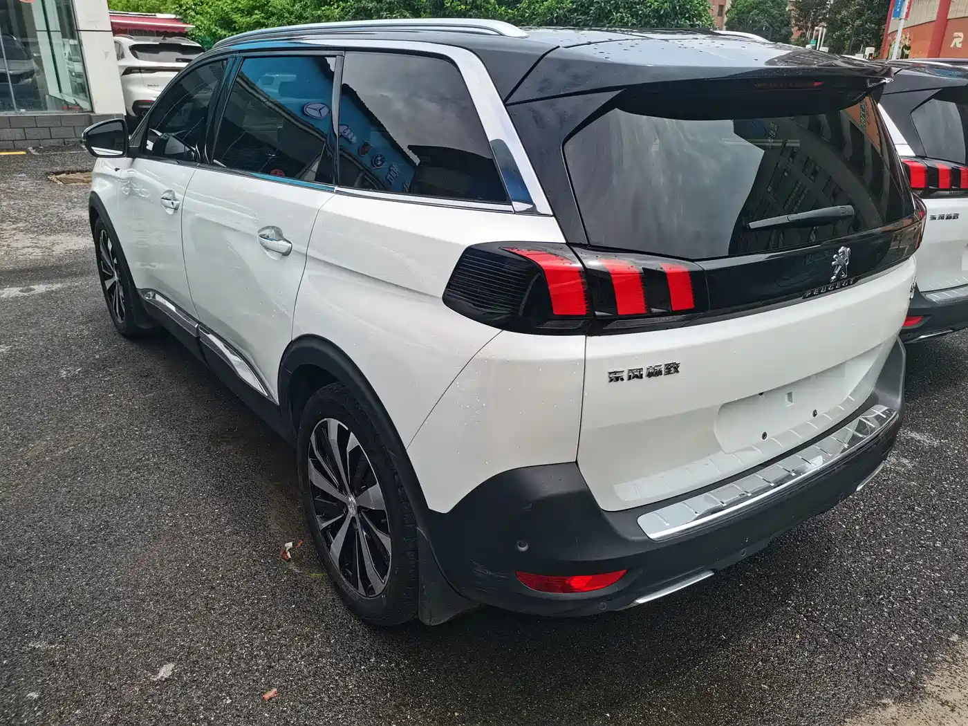 Peugeot 5008 2017 380THP 7-Seater Luxury GT Edition фото 8