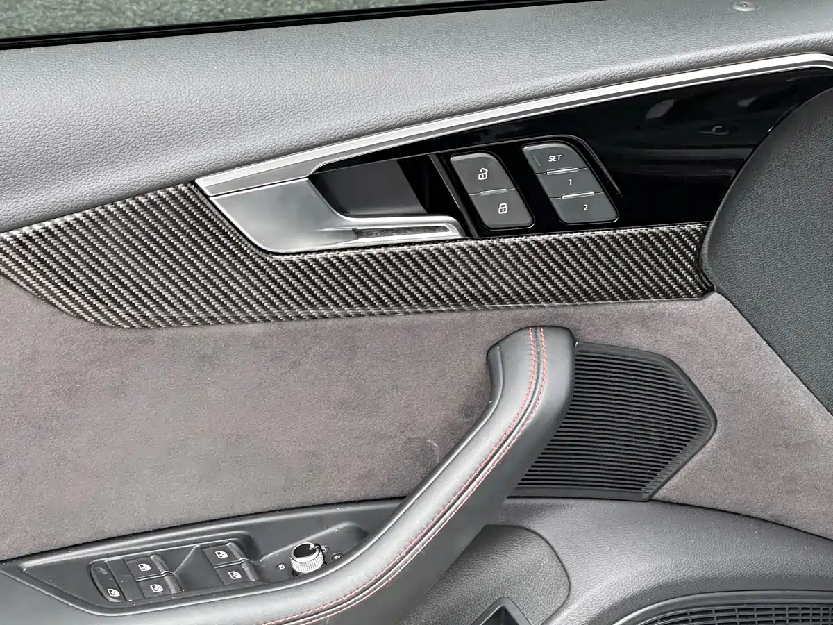 Audi RS 4 2024 RS4 Avant Ignition Edition фото 24