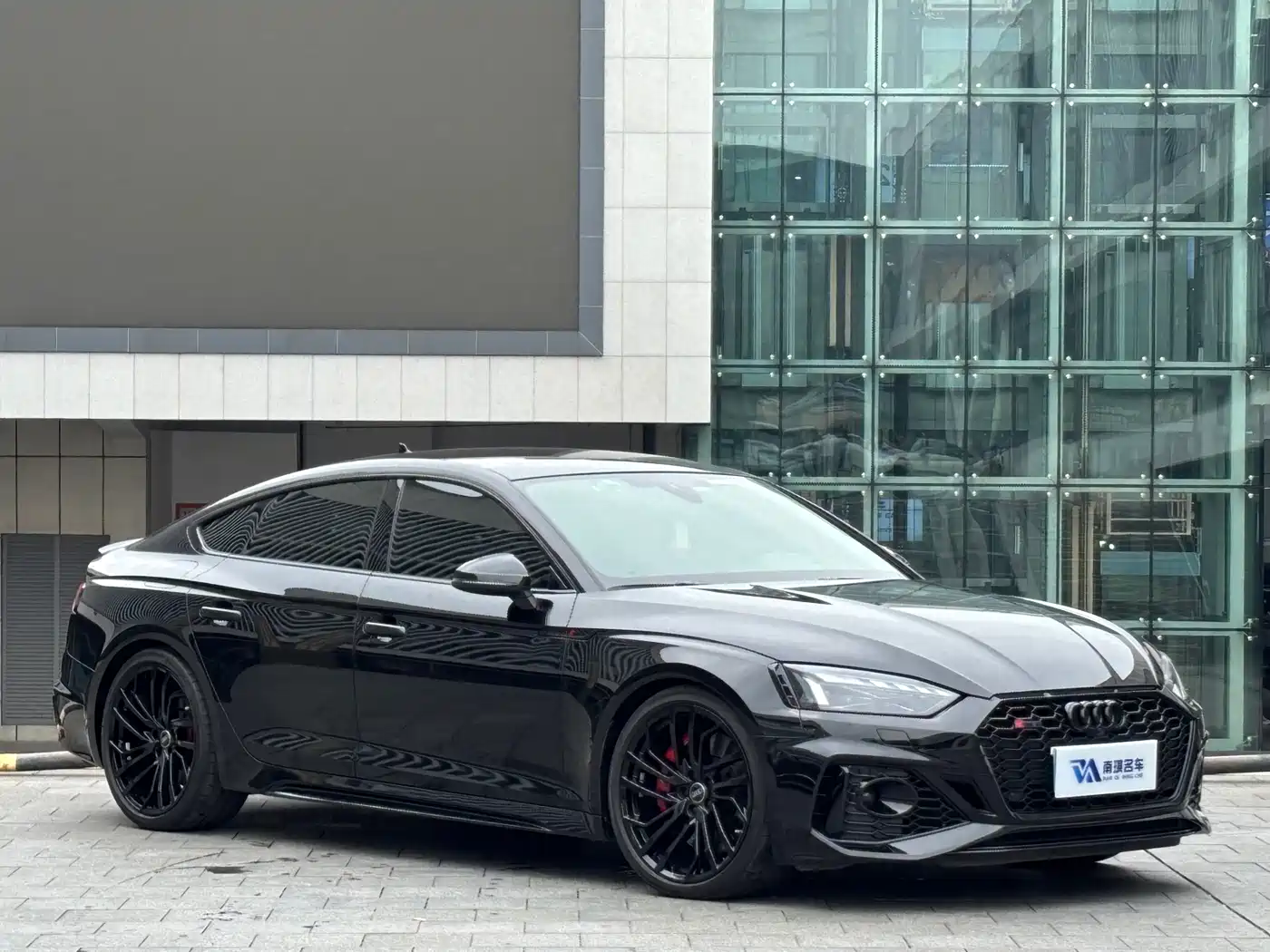 Audi RS 5 2023 Model RS 5 2.9T Sportback Obsidian Edition фото 3