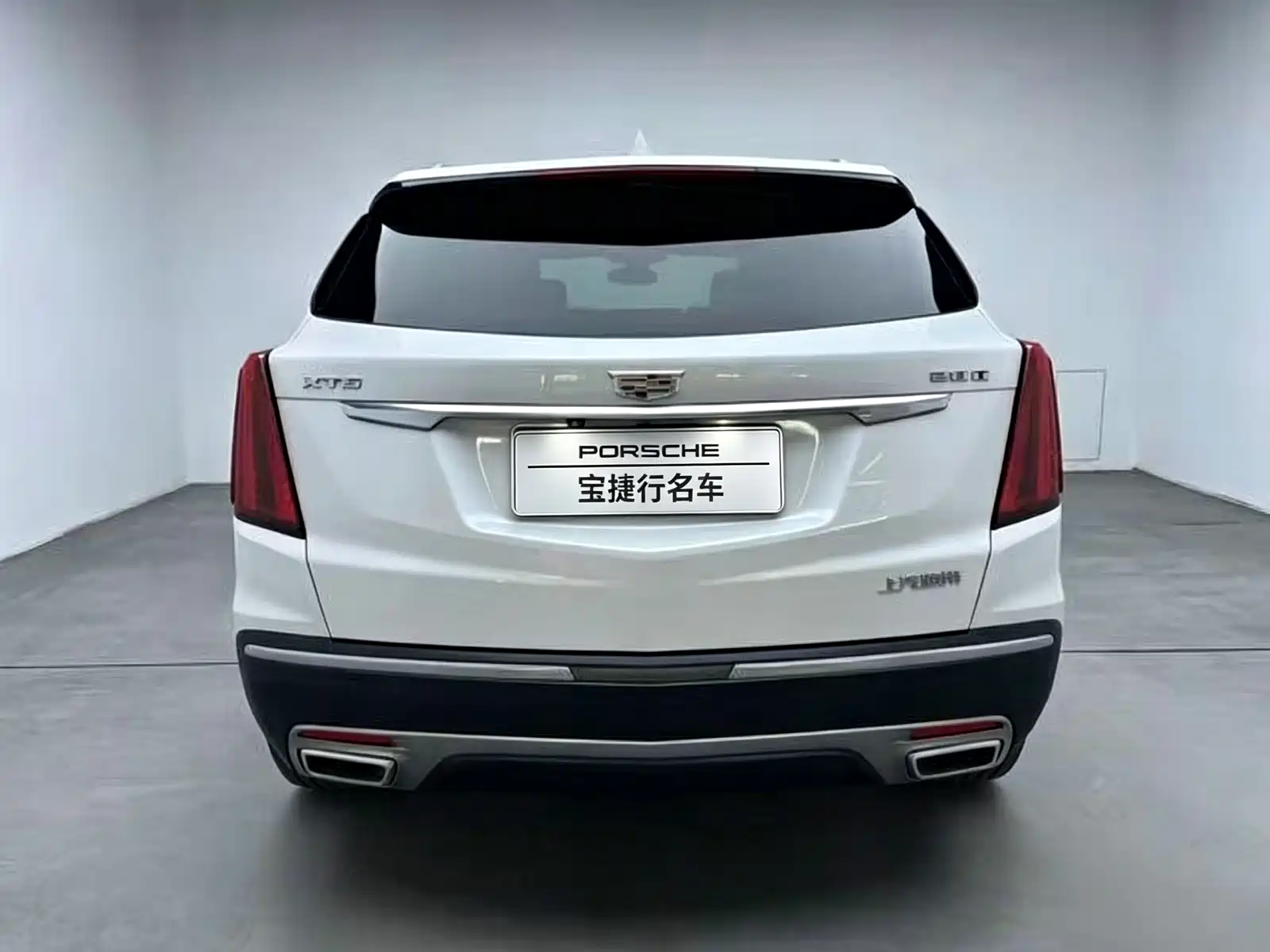 Фото 4 - Cadillac XT5