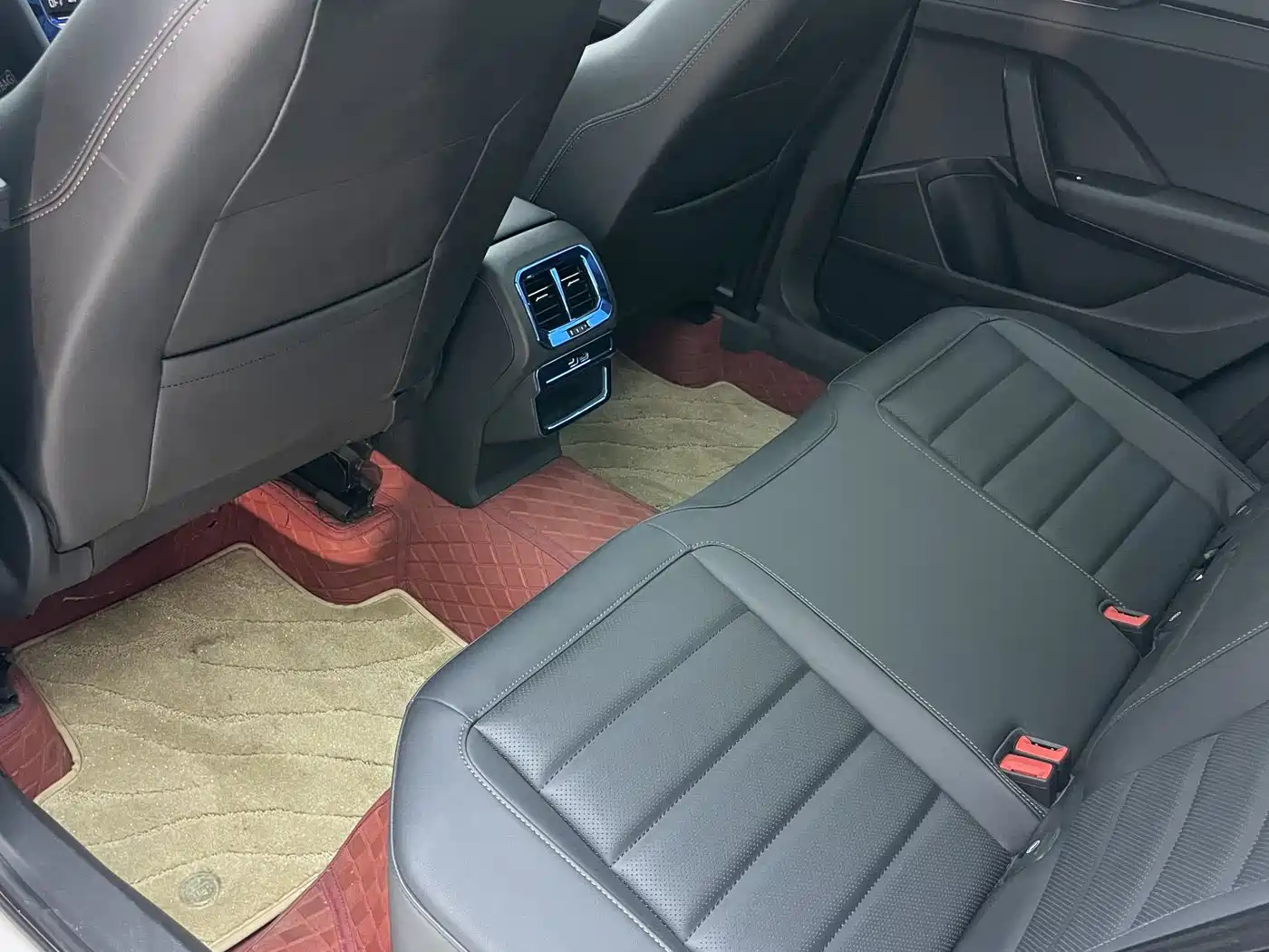 Volkswagen Tharu 2021 280TSI 2WD Luxury Plus фото 20