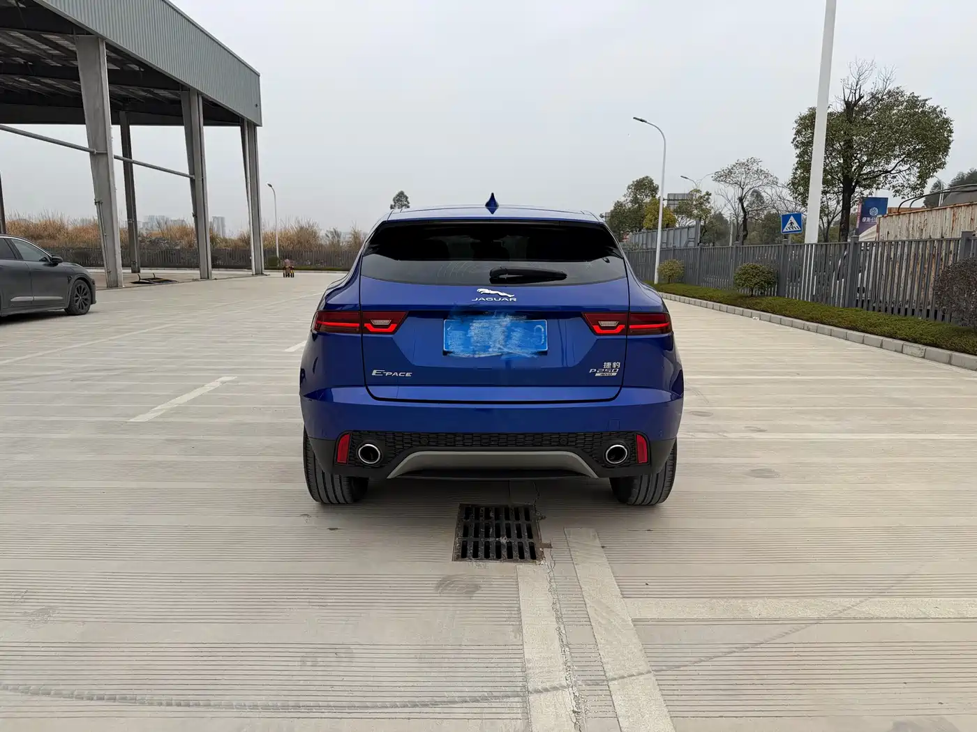 Фото 5 - Jaguar E-PACE