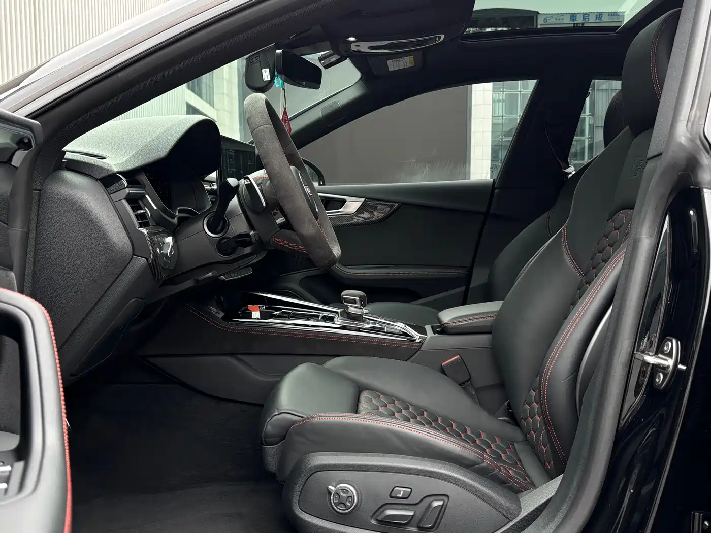 Audi RS 5 2023 Model RS 5 2.9T Sportback Obsidian Edition фото 9