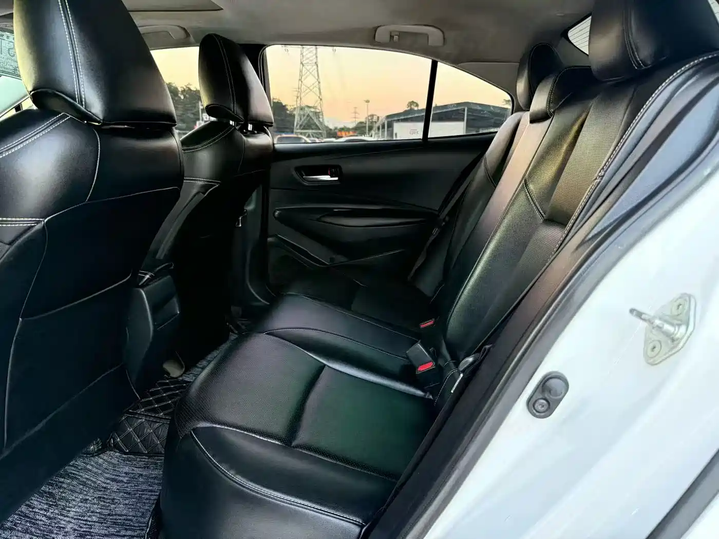 Toyota Corolla 2019 1.2T S-CVT GL-i Elite Edition фото 7