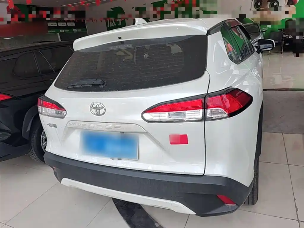 Toyota Corolla Cross 2024 Model 2.0L Pioneer Edition фото 6