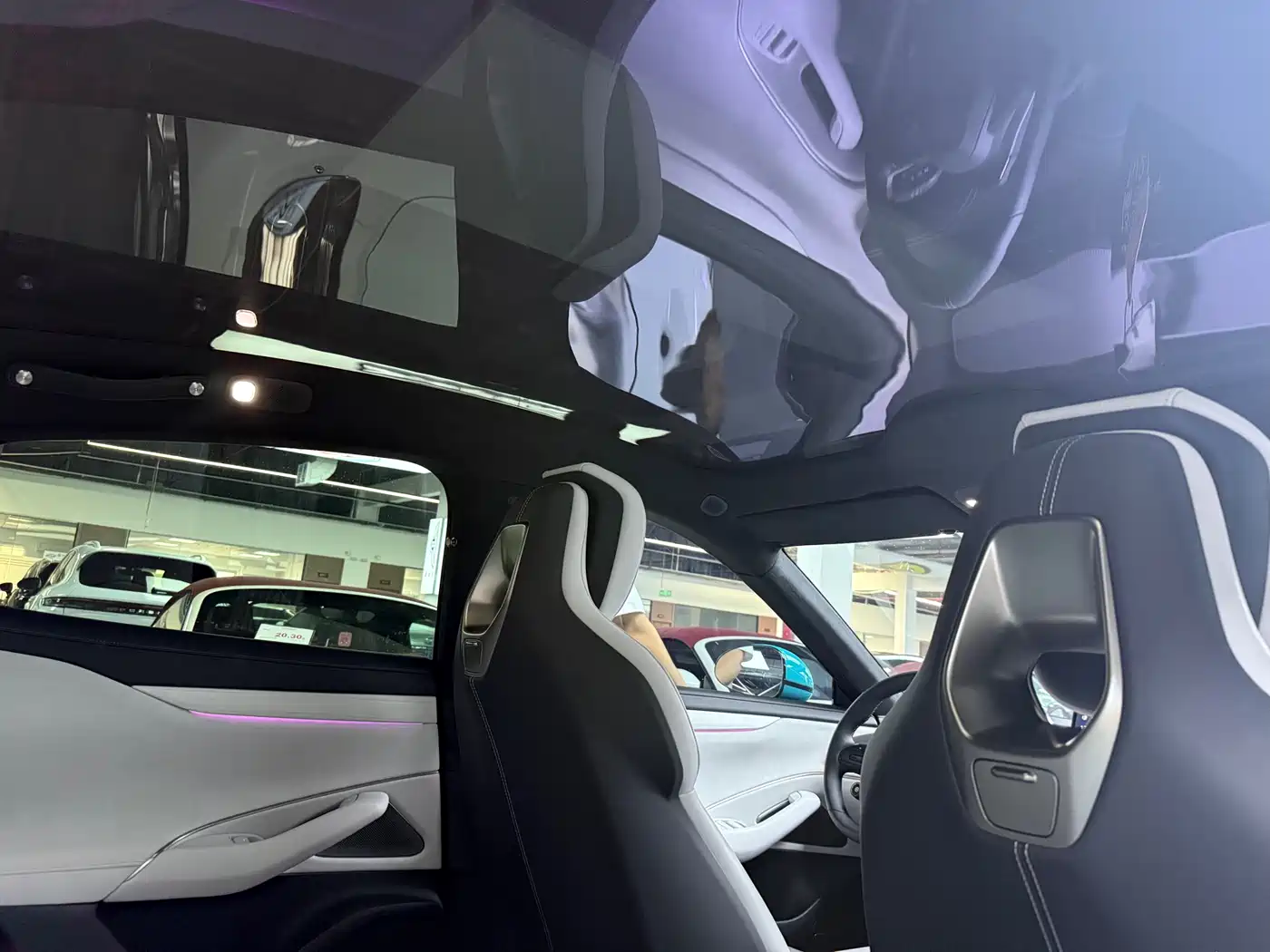 Xiaomi Auto Xiaomi SU7 2024 AWD Extended Range Advanced Smart Driving Max Edition фото 17