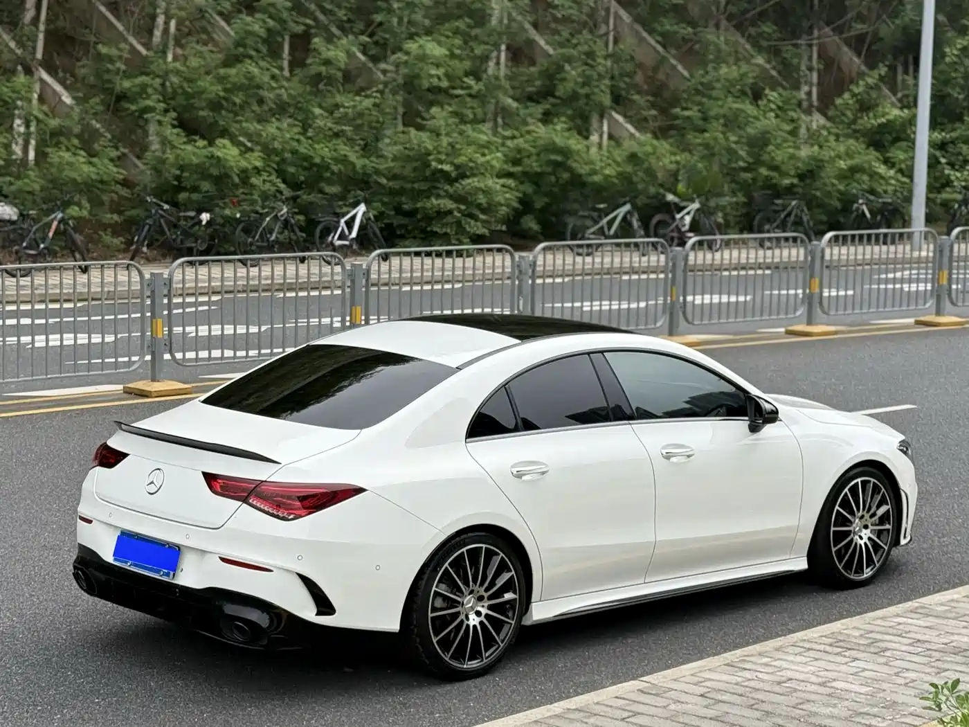 Mercedes-Benz CLA AMG 2023 AMG CLA 35 4MATIC фото 12