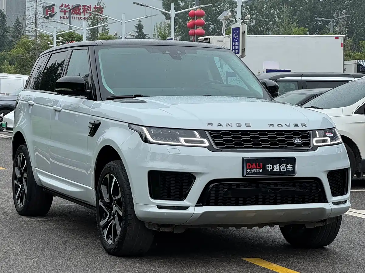 Land Rover Range Rover Sport 2020 3.0 L6 HSE DYNAMIC фото 3