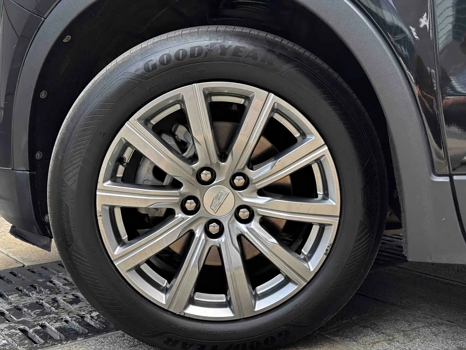 Фото 23 - Cadillac XT4