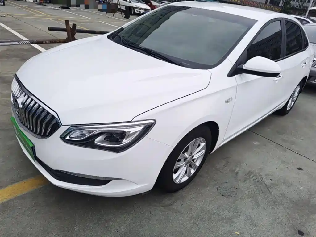 Buick Excelle 2015 15N Automatic Progressive фото 2