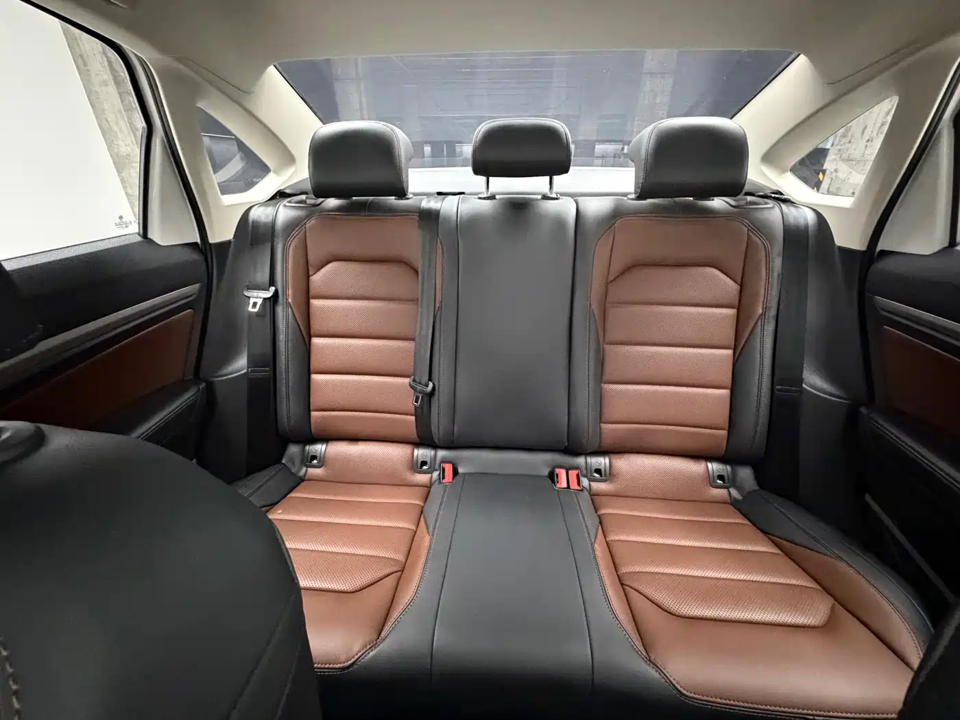 Volkswagen Lavida 2021 280TSI DSG Luxury Edition фото 16
