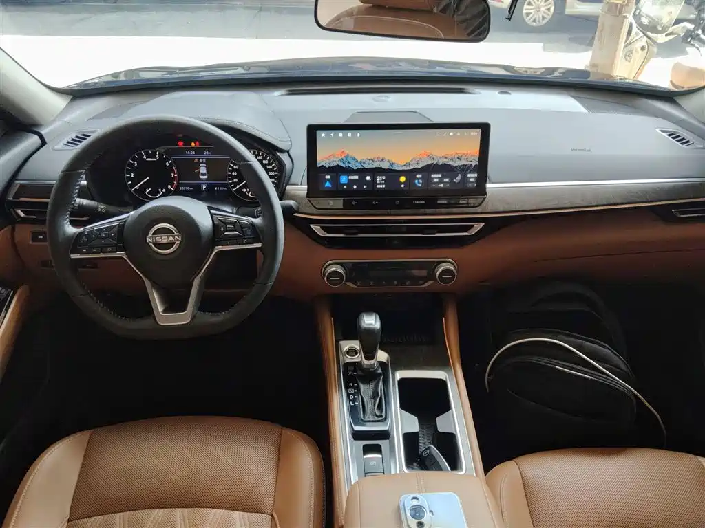 Photo 10 - Nissan Teana